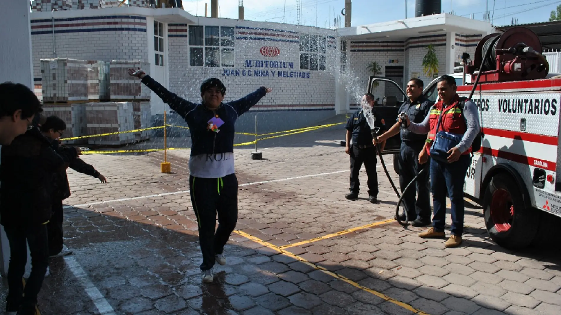 El programa de Bombero por Un Día concluyó con una actividad lúdica.